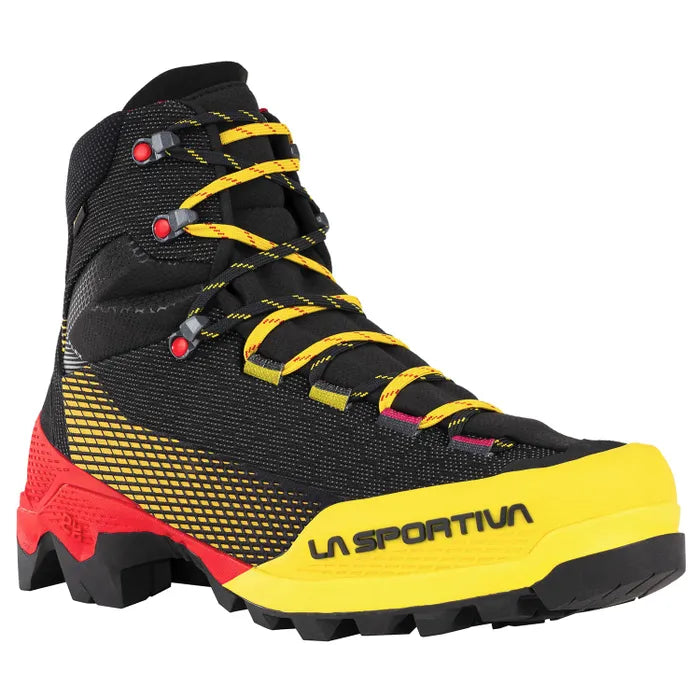 Scarpone La Sportiva Modello Aequilibrium ST GTX